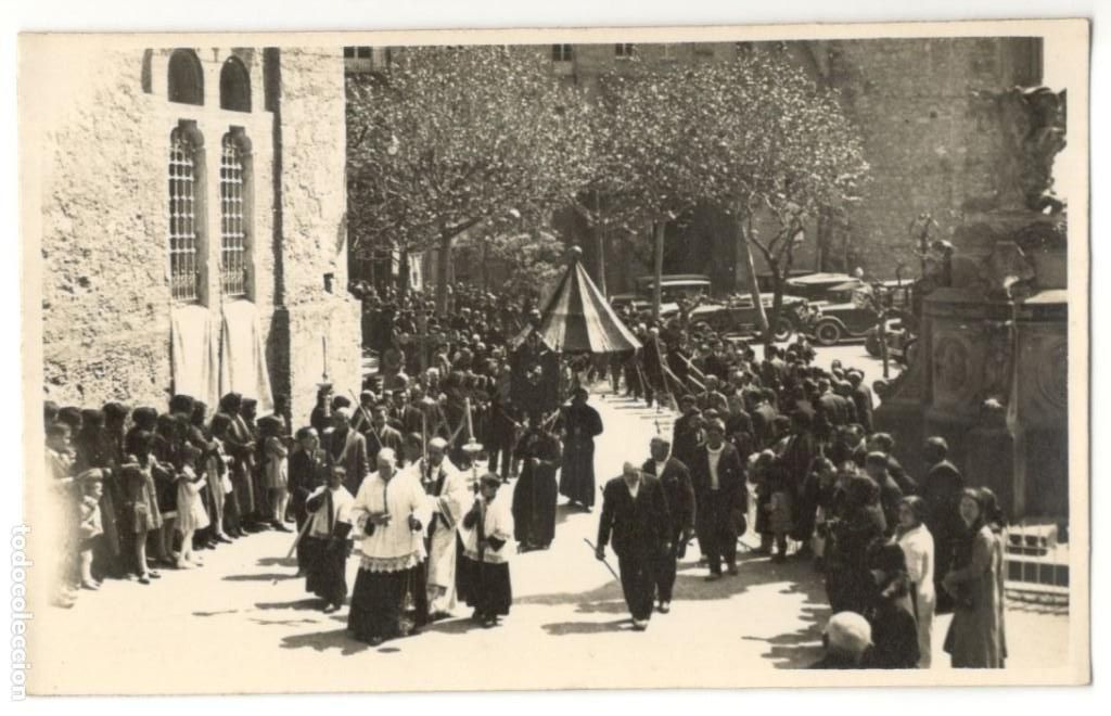 Postais: POSTAL FOTOGRAFICA DE LA PROCESI&Oacute;N DE MONTSERRAT, SIN CIRCULAR.