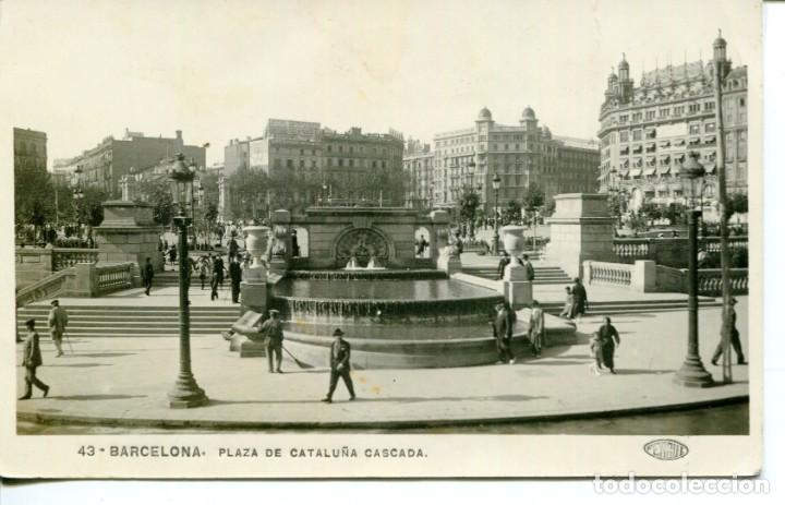 Postales: BARCELONA-PLAZA DE CATALU&Ntilde;A Y FUENTE EN CASCADA- FERGUI