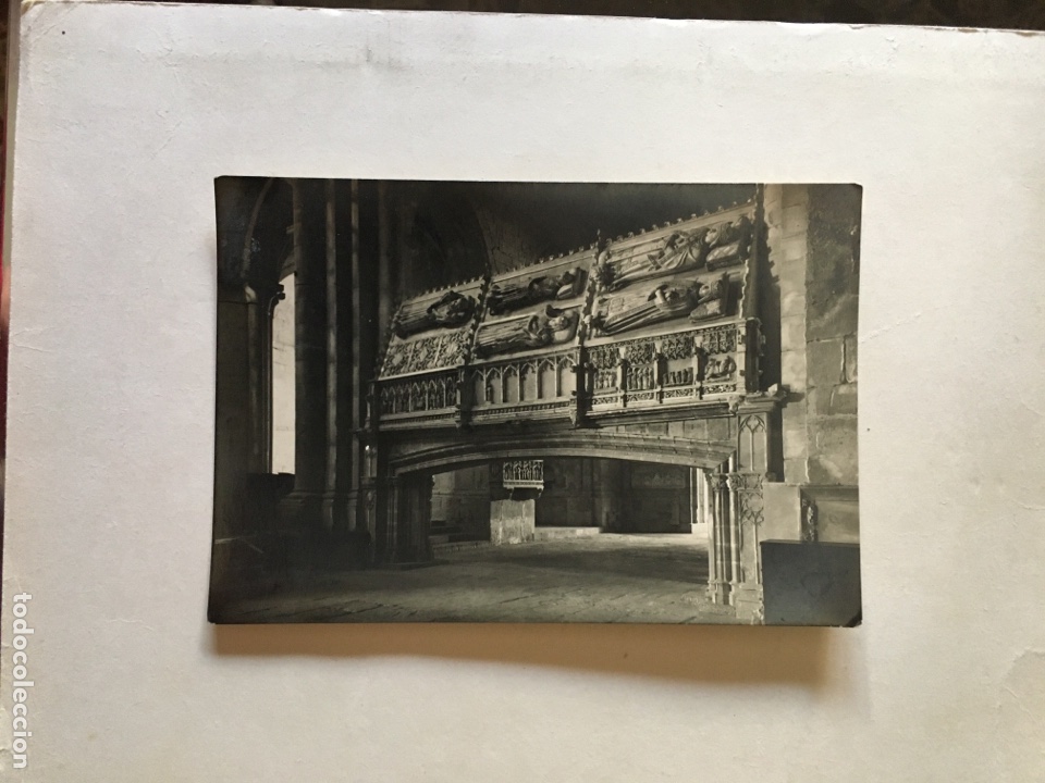 Postales: POSTAL. REAL MONASTERIO DE POBLET. LAS TUMBAS REALES. FOTOG. L. PLASENCIA.