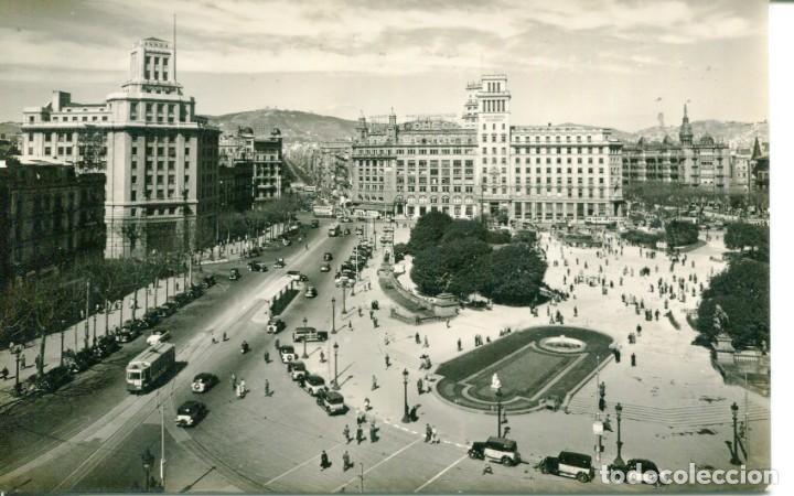 Postales: BARCELONA-PLAZA DE CATALU&Ntilde;A-TAXIS Y AUTOBUS-SOBERANAS