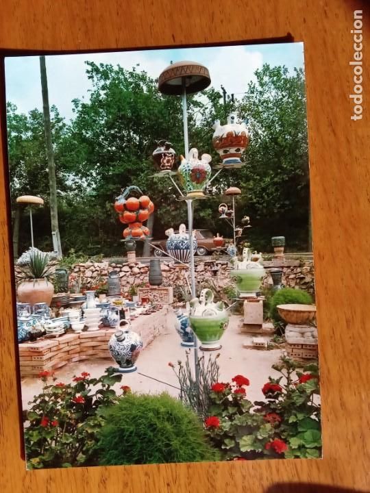 Postcards: Vendrell.Cer&aacute;micas Poblet.