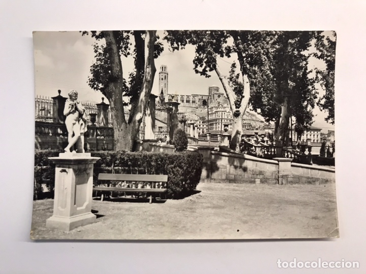 Postales: LERIDA. Postal No.23, Campos El&iacute;seos. Entrada. Edic., Soberanas (a.1964) Circulada