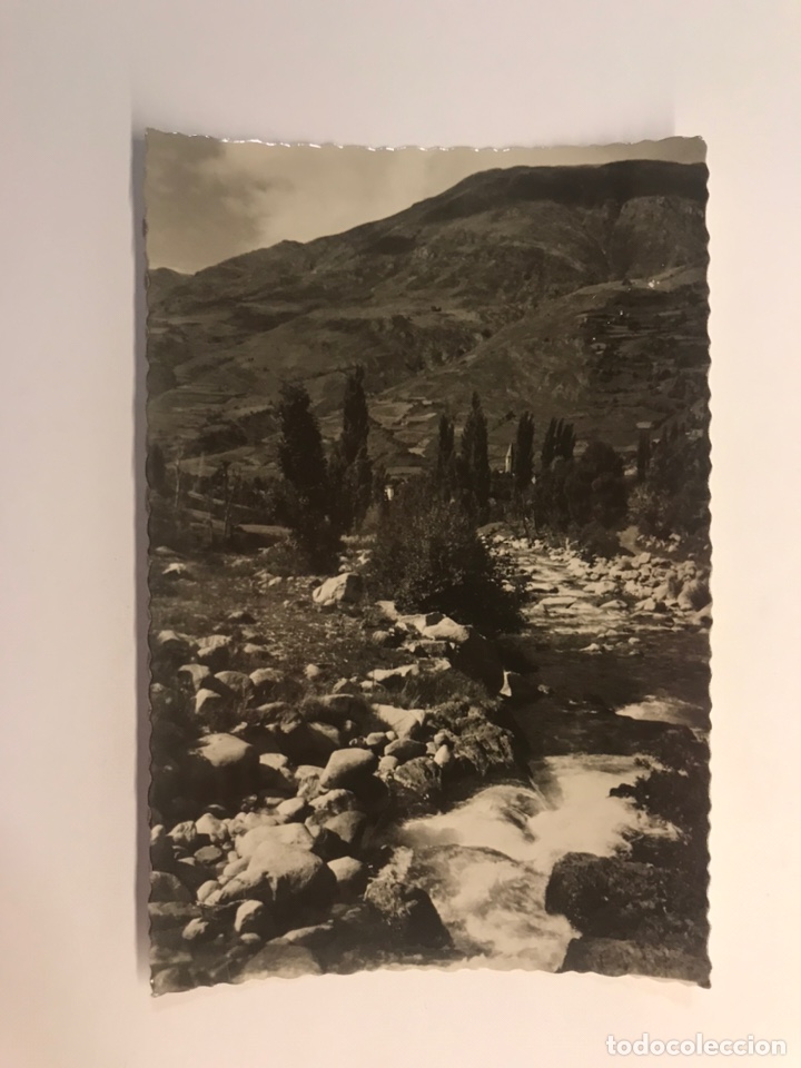 Postales: VALLE DE ARAN (Lerida) Postal No.35, Alrededores de Tredos, Edita Junta Provincial ... (h.1950?) S/C