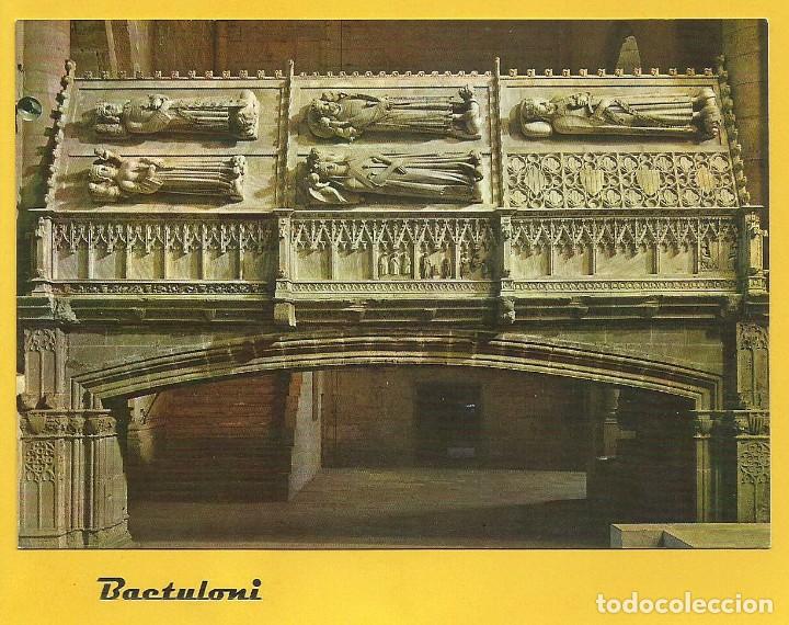 Postales: Poblet. Sepulcros reales del monasterio