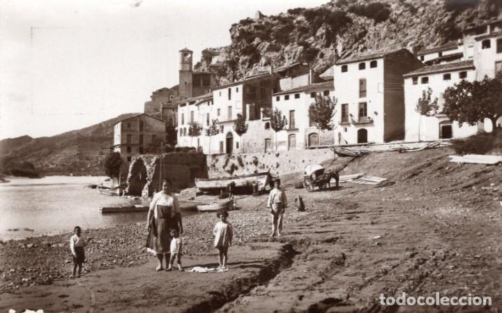 Postales: Miravet de Ebro. 4 Iglesia y rio. Editorial Fotogr&aacute;fica