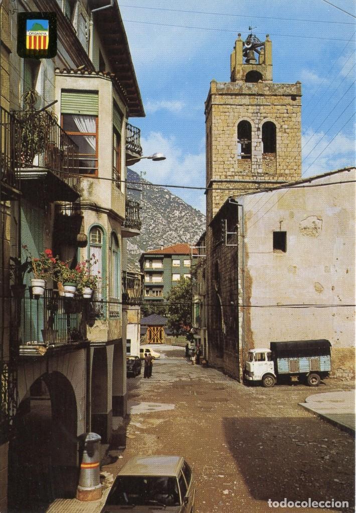 Cartes Postales: m01797 Organya Plaza De La Iglesia 1976 Escudo De Oro N&ordm;7 camion