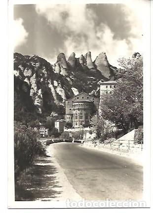Cartoline: ANTIGUA POSTAL MONTSERRAT ABSIDE DE LA BASILICA Y PICOS DE SANTA MAGDALENA 1954