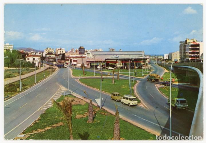 Cartoline: m02500 mataro entrada calle real 1971 vikingo n&ordm;678 furgoneta camiones renault 4 estacion servicio