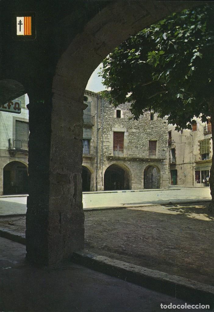 Cartoline: m02984 Besalu Plaza De Espa&ntilde;a Porches Romanicos 1967 Escudo De Oro N&ordm;2992