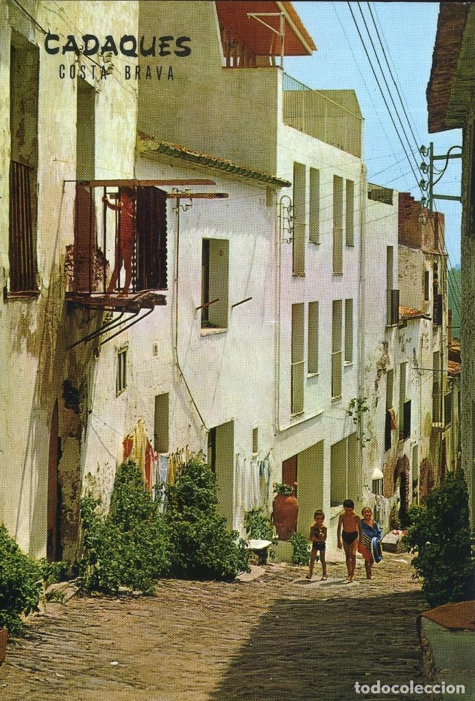 Postcards: m03357 Cadaques Una De Sus Curiosas Y Empinadas Calles 1968 Ibarz N&ordm;75