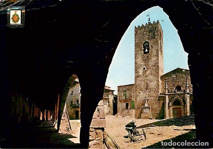 Cartes Postales: m05473 Santa Pau Porticos Plaza Con Iglesia Y Campanario Romanico De Santa Maria 1965 Escudo De Oro