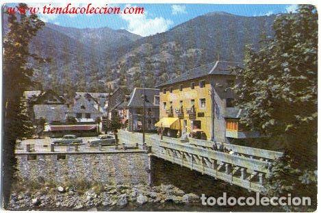 Postales: Les.- Vista parcial y puente sobre el Garona