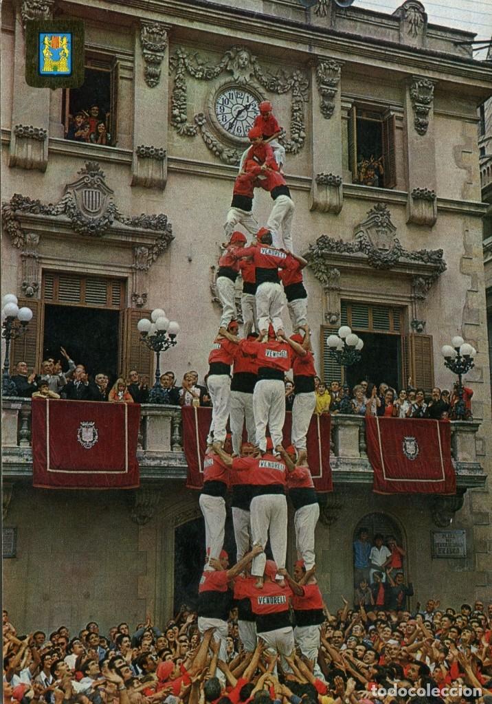 Postcards: m06499 Vilafranca Del Penedes Els Castellers 1970 Escudo De Oro N&ordm;5437