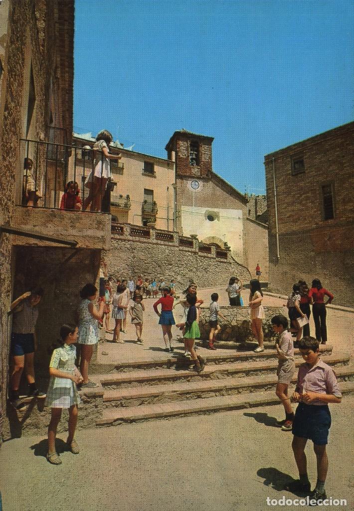 Postcards: m05698 Pratdip Plaza De La Iglesia 1974 Exclusiva Ultramarinos Vives