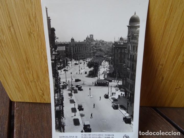 Postales: 38. BARCELONA. PLAZA CATALUNYA Y RAMBLAS.