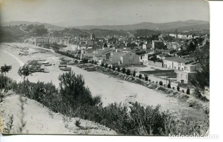Postales: LLORET DE MAR-VISTA GENERAL PLAYA CON BARCAS -FOTOGR&Aacute;FICA-MARTINEZ