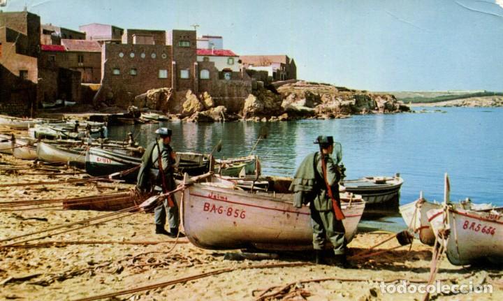 Postales: COSTA BRAVA-PLAYA Y BARCAS-GUARDIA CIVIL DE VIGILANCIA- RARA