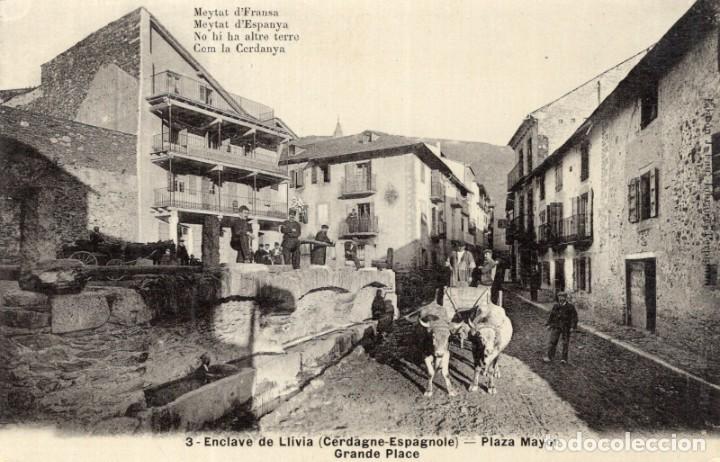 Postales: Llivia. 3 Plaza mayor - Foto 1