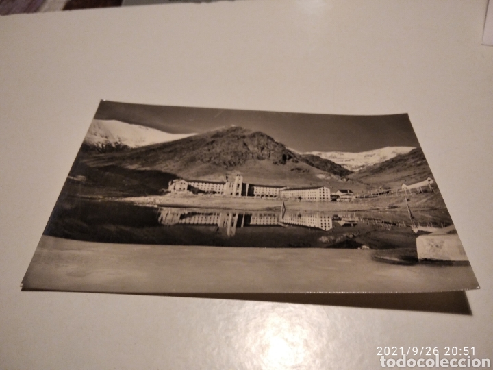 Postcards: Postal Nuria santuario