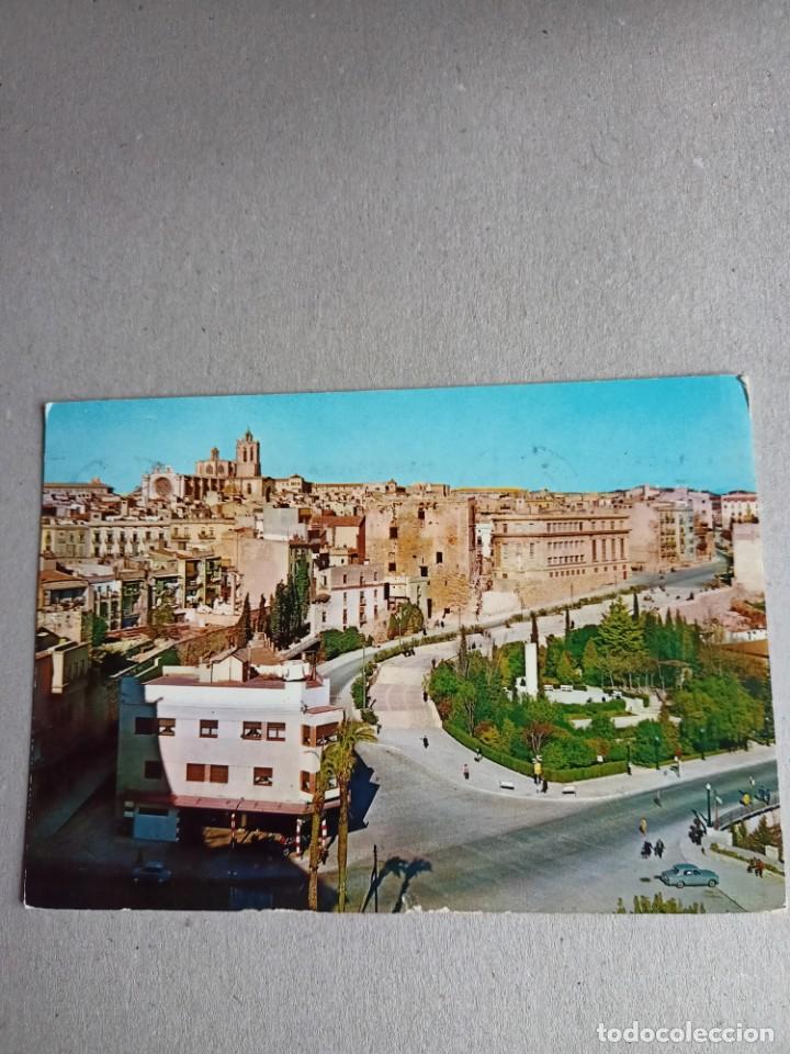 Postales: Postal de Tarragona-Vista parcial al fondo la Catedral (Fotograficas Chinchilla)