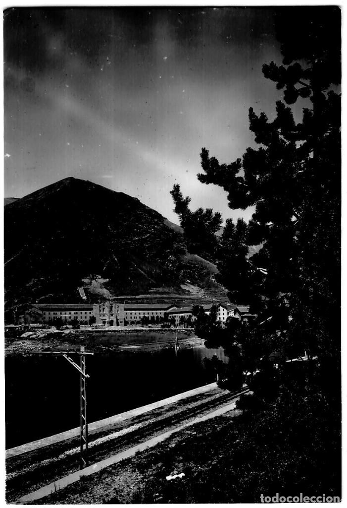 Postais: Nuria P. O. 2000 m. - Vista general del Santuari al fons Roc de la Mal&eacute; - Cial. Prat n&ordm; 8