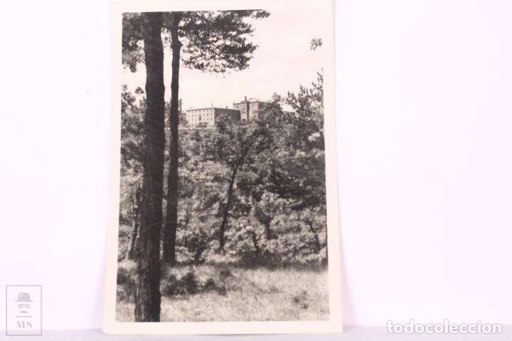 Postais: Antigua Postal Santa Maria del Miracle Vista des del Bosc de la Devesa Circulada 29 -jul. -1957