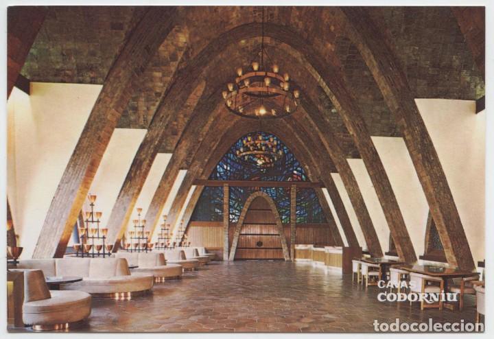Postales: CAVAS CODORNIU. Sala de recepci&oacute;n Puig y Cadafalch. Monumento nacional. Sin circular.