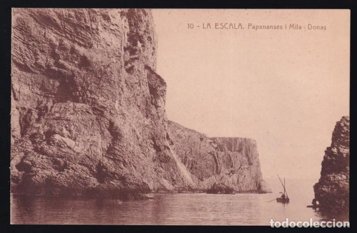 Postkarten: L'Escala. *Papananses i Mila-Donas* Ed. J. Esquirol n&ordm; 10. Nueva.