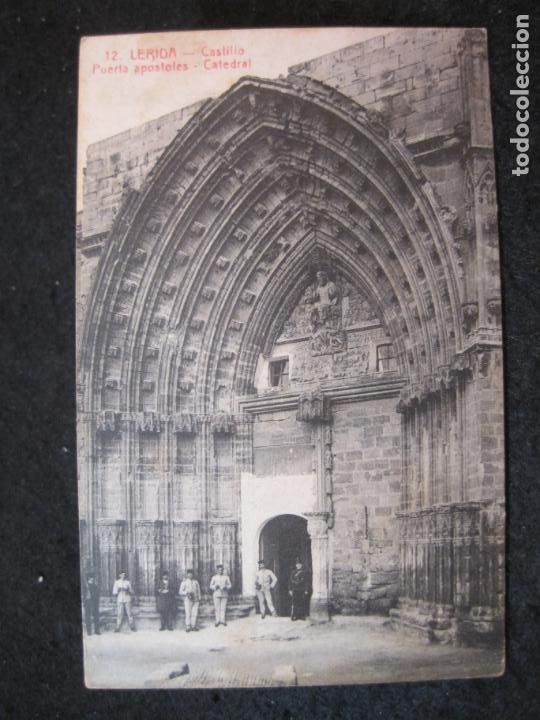 Postales: LLEIDA-CASTILLO-PUERTA APOSTOLES-CATEDRAL-SOL Y BENET IMP-POSTAL ANTIGUA-(87.401)