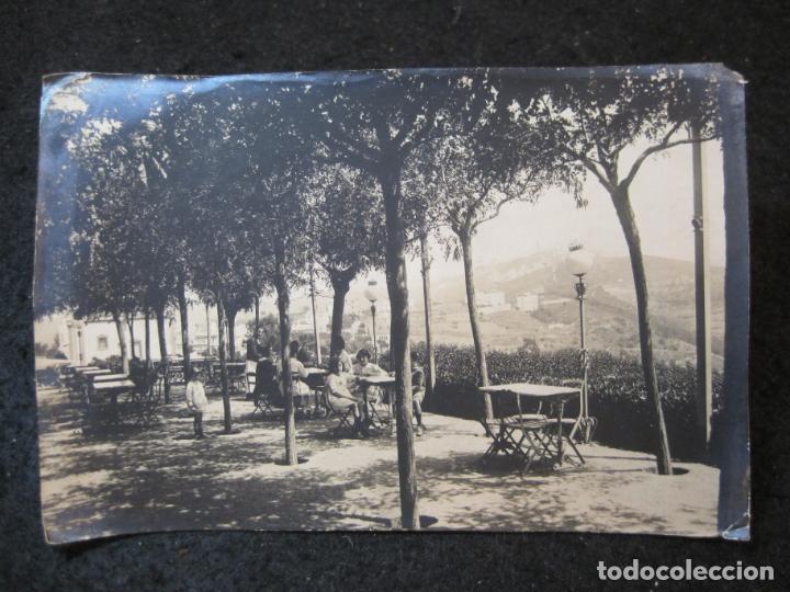 Cartes Postales: BARCELONA-VALLVIDRERA-HOTEL BUENOS AIRES-TERRAZA-FOTOGRAFICA-POSTAL ANTIGUA-(87.871)