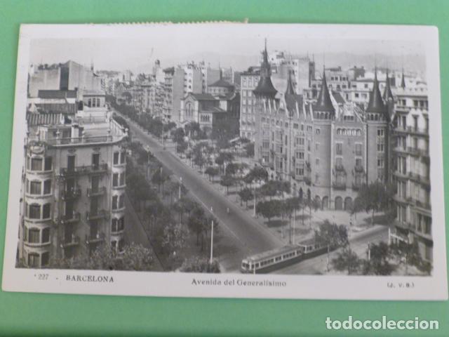 Postales: BARCELONA AVENIDA DEL GENERALISIMO - Foto 1