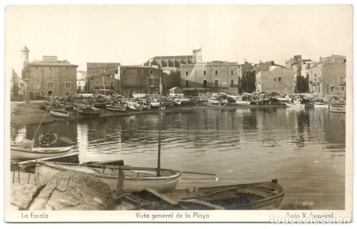 Cartoline: POSTAL FOTOGRAFICA. LA ESCALA: VISTA GENERAL DE LA PLAYA FOTO VDA. ESQUIROL sin circular