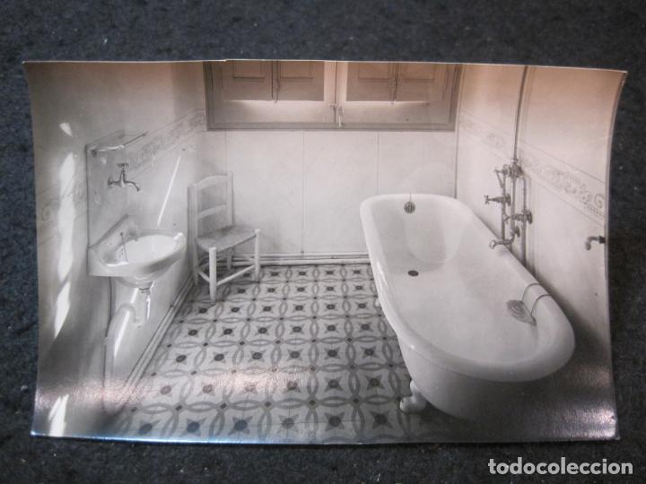 Postcards: ARENYS DE MAR-COLEGIO DE LA PRESENTACION-BA&Ntilde;O-FOTOGRAFIA ANTIGUA-ARCHIVO ROISIN-(88.811)