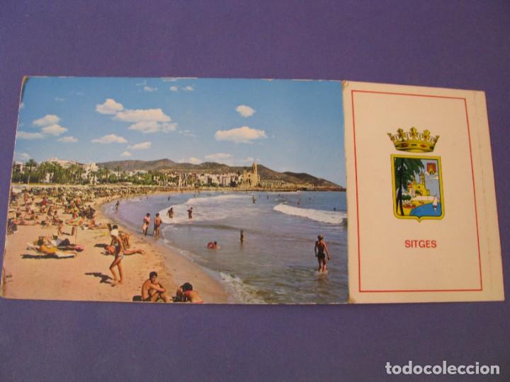 Postales: POSTAL DE SITGES. LA PLAYA DE ORO. ED. DIGASA. - Foto 1