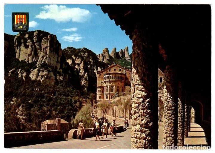Postales: MONTSERRAT. &Aacute;bside de la Bas&iacute;lica. Escudo de Oro, 385.- Circulada a Alemania en 1965 (con sello).