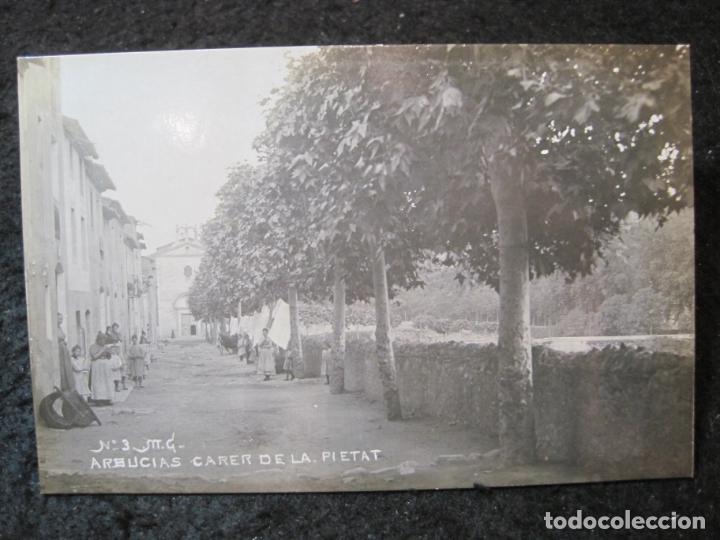 Cartoline: ARBUCIAS-CARRER DE LA PIETAT-POSTAL ANTIGUA-(94.517)