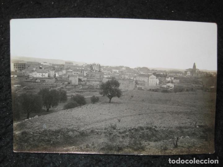 Postales: TORRELLAS DE FOIX-VISTA GENERAL-FOTOGRAFICA SELLO EN SECO ROISIN-POSTAL ANTIGUA-(95.291)