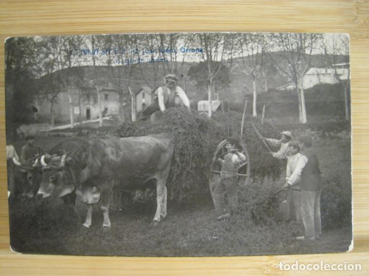 Postales: GIRONA-GRANJA SALESIANA-CARGANDO LUSERNA-FOTOGRAFICA-POSTAL ANTIGUA-(96.127)