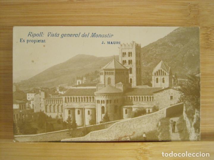 Postales: RIPOLL-VISTA GENERAL DEL MONASTIR-FOTOGRAFICA J.MAURI-POSTAL ANTIGUA-(96.897)