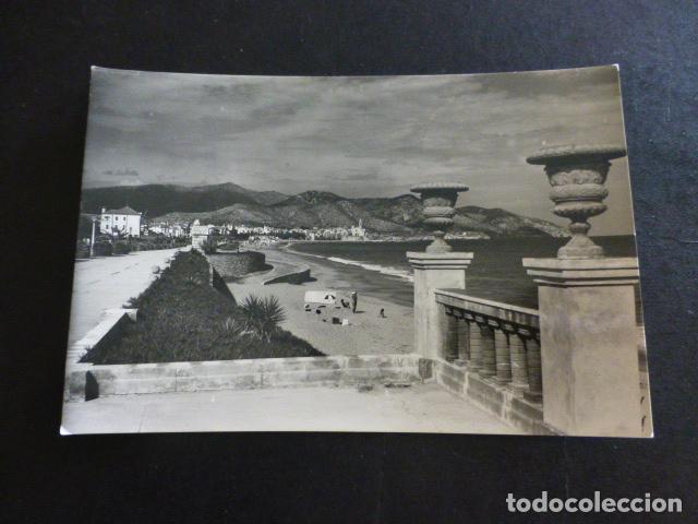 Postales: SITGES BARCELONA PASEO MARITIMO Y PLAYA - Foto 1