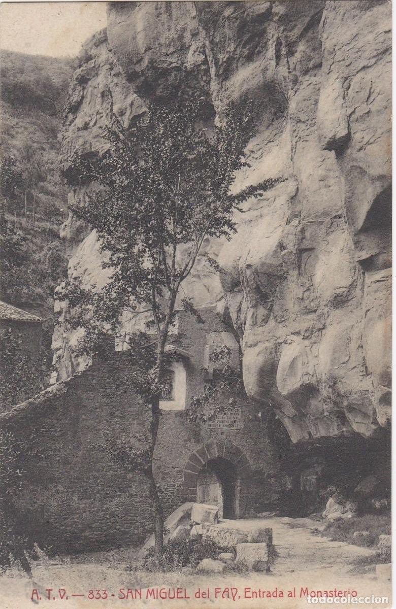 Postales: A. T. V. - 833 - San Miguel del Fay - Entrada al Monasterio - 140x90mm