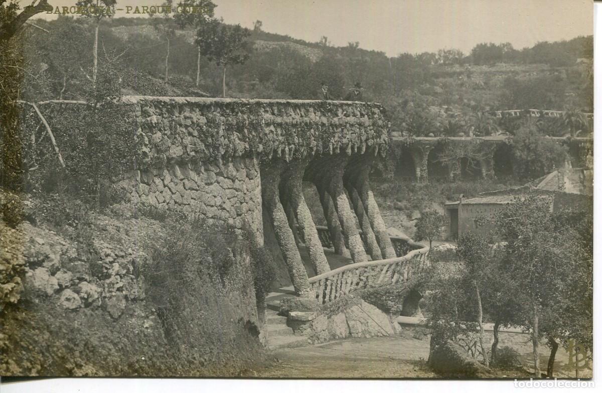 Postales: BARCELONA-PARQUE G&Uuml;ELL-COLUMNAS- GAUDI-LB(BARTRINA)N&ordm; 88-FOTOGR&Aacute;FICA 1909