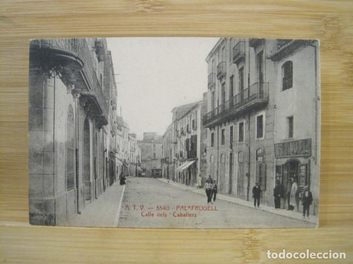 Postkarten: PALAFRUGELL-CALLE DELS CABALLERS-ATV 3540 A.T.V.-POSTAL ANTIGUA-(97.816)