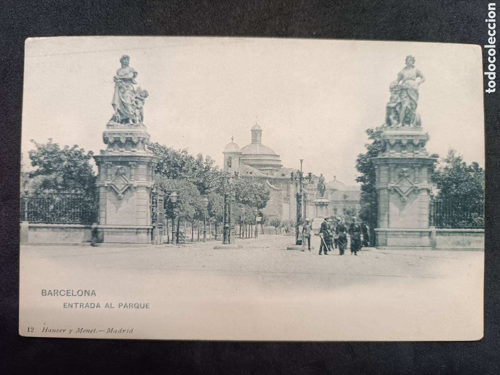 Postales: Postal Barcelona entrada al parque - Foto 1