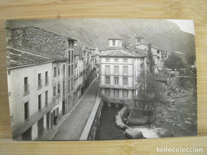 Postales: CAMPRODON-CARRER DE SANT ROC-FOTOGRAFICA-POSTAL ANTIGUA-(99.595)