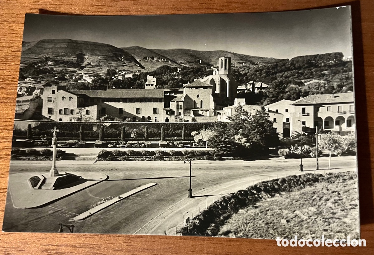 Postkarten: POSTAL BARCELONA: MONASTERIO DE PEDRALBES Y CRUZ DE T&Eacute;RMINO. sin circular