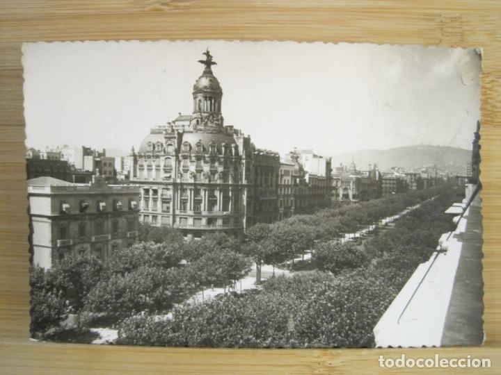 Postales: BARCELONA-PASEO DE GRACIA-FOTOGRAFIA ANTIGUA-VER FOTOS-(100.463)