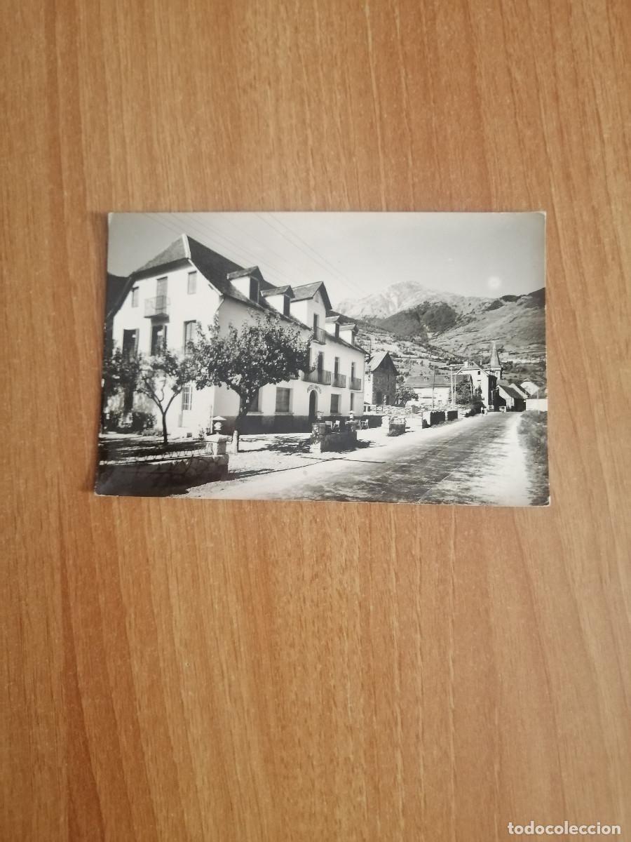 Postkarten: POSTAL VIELLA ENTRADA A VIELLA Y HOTEL ANETO, EDICIONES SICILIA-ZARAGOZA SIN CIRCULAR