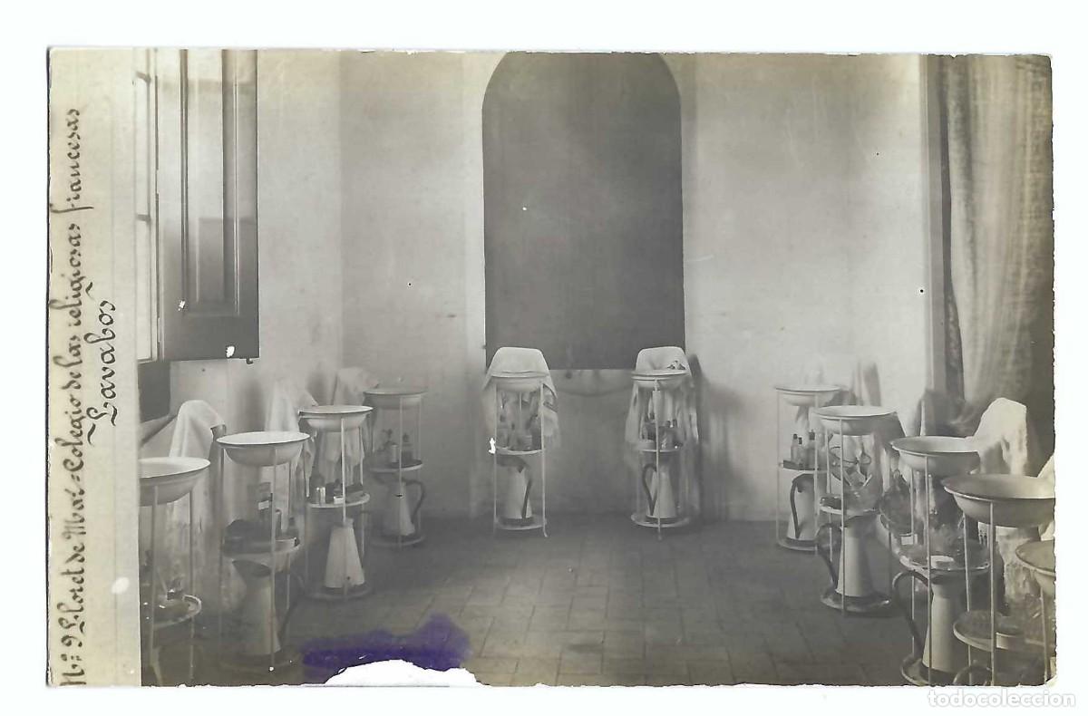 Postales: POSTAL FOTOGR&Aacute;FICA- LLORET DE MAR.- N&ordm; 9, COLEGIO DE LAS RELIGIOSAS FRANCESAS. LAVABOS. 1922