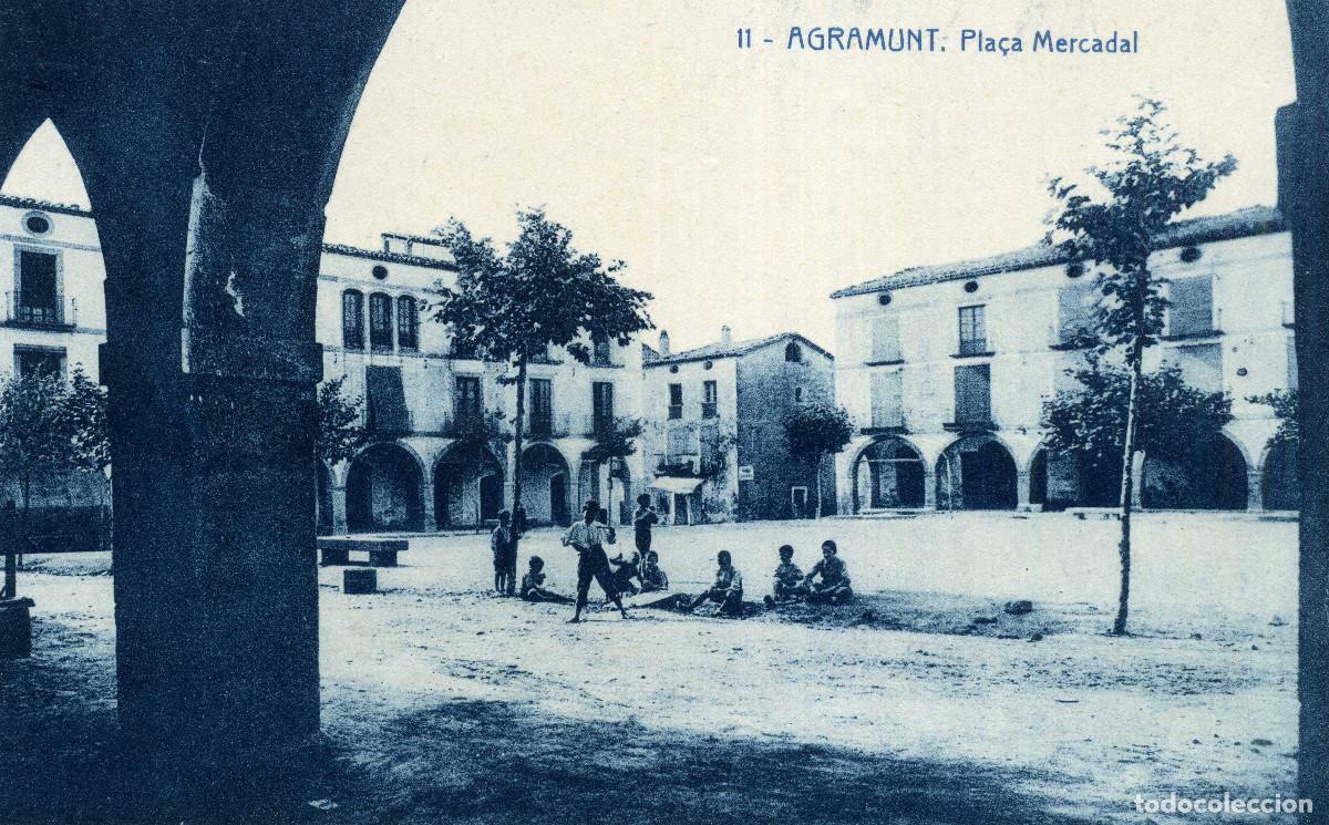 Postales: AGRAMUNT - PLA&Ccedil;A DEL MERCADAL - Foto 1